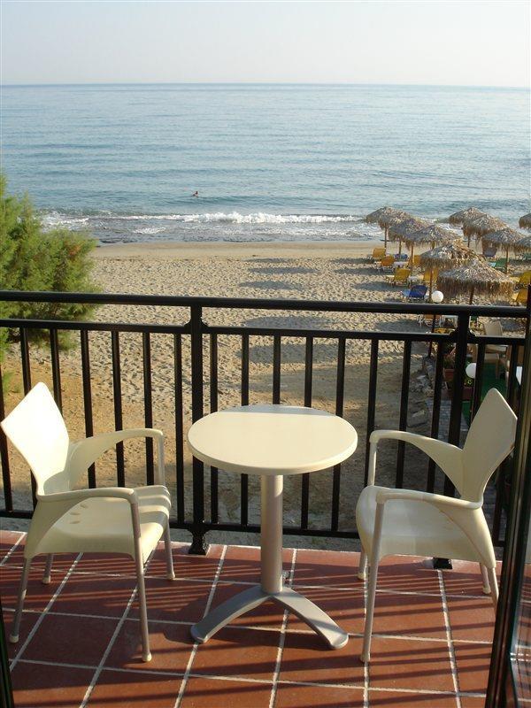 Margarita Beach Hotel Ajía Marína Kültér fotó